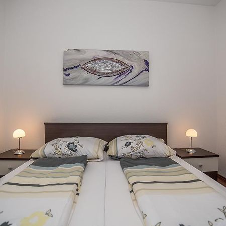 Apartments Kati Omiš Eksteriør bilde